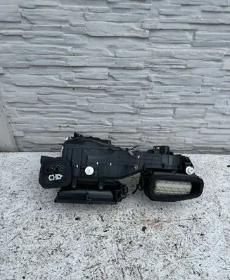 Jeep Grand Cherokee Interior heater climate box assembly 