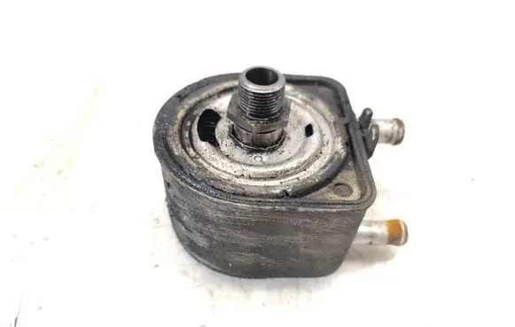 Peugeot 806 Oil filter mounting bracket