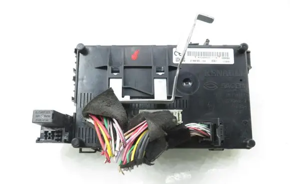 Renault Clio II BSM Control unit 8200065817A