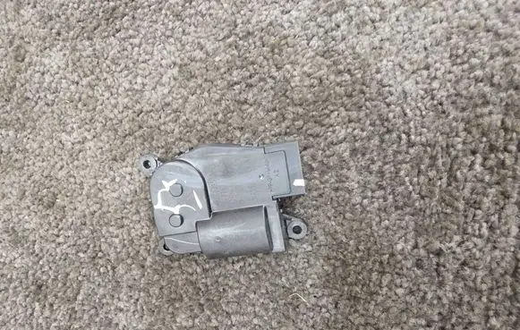 Polestar 2 Air flap motor/actuator 32226714