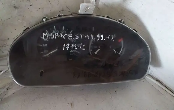 Mitsubishi Space Star Speedometer (instrument cluster) MR270270 0089106