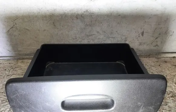 Renault Scenic II - Grand scenic II Glove box 8200223819 8200223816 3700101840