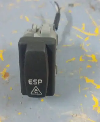 Renault Scenic I ESP (stability program) switch 28082
