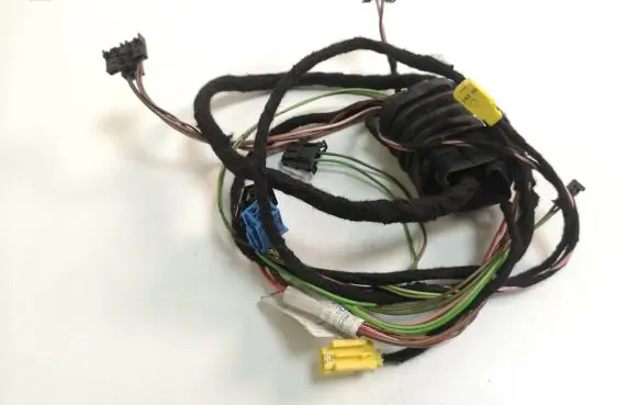 Front door wiring loom