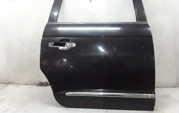 SsangYong Rodius Rear door