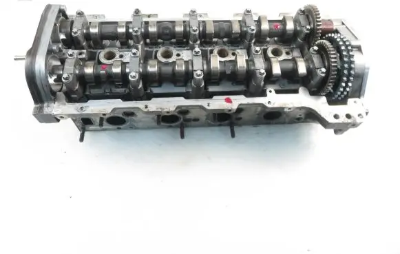 Chrysler PT Cruiser Engine head R6110162601