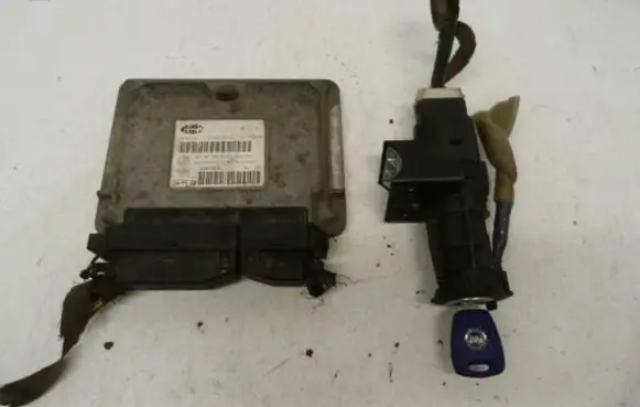 Fiat Palio Engine ECU kit and lock set 55181160