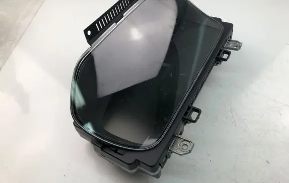 Volvo XC90 Speedometer (instrument cluster) P32233787AC