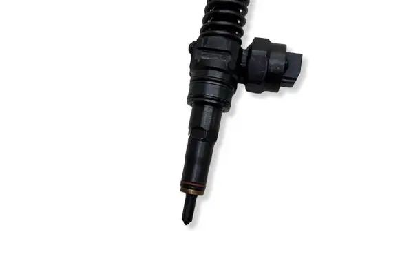 Audi A4 S4 B5 8D Fuel injector 038130073F