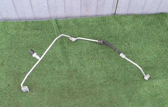 Audi Q3 F3 Air conditioning (A/C) pipe/hose 5QF820741N