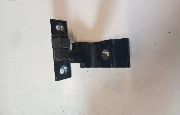 BMW X6 E71 Rear door lower hinge 7160826