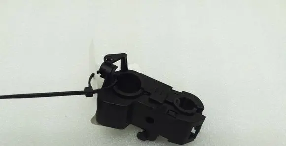 Mercedes-Benz CLS C219 Other engine bay part A0029952801