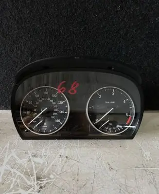 Speedometer (instrument cluster)