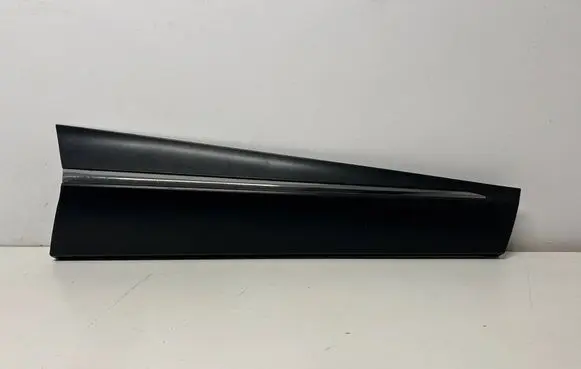 Renault Captur Front door trim (molding) 801863032R