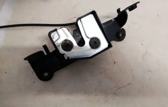 Volvo S80 Seat back rest lock catch 