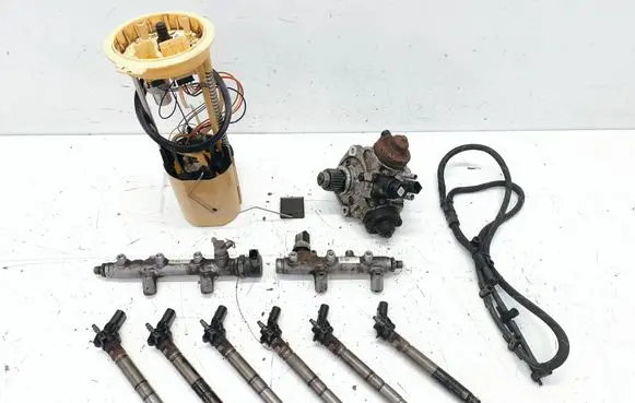 Audi Q5 SQ5 Fuel injection system set 8R0919050E 059130755CD 0445010693