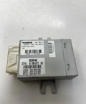 BMW 5 F10 F11 Air suspension control unit module (rear) 6799677 004012000 004002000