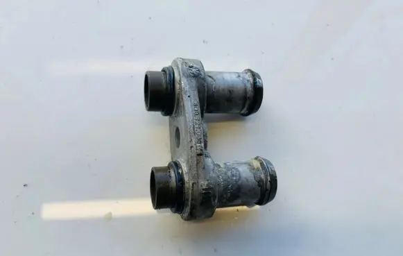 Volkswagen Fox Engine coolant pipe/hose 6q0121065