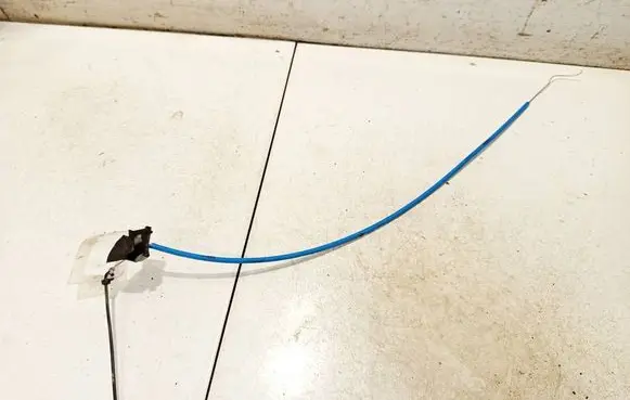 Volkswagen Golf III Front door cable line 