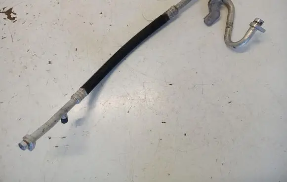 Renault Master III Air conditioning (A/C) pipe/hose 924548982R