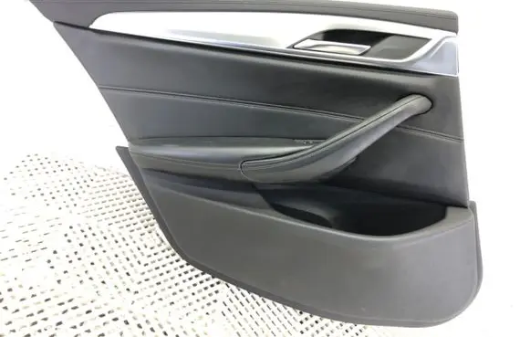 BMW 5 G30 G31 Rear door card panel trim