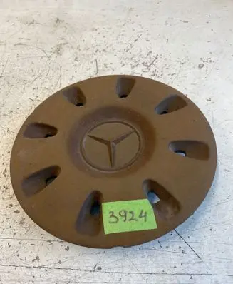 Mercedes-Benz Vito Viano W639 Original wheel cap A6394010825 ZGS004