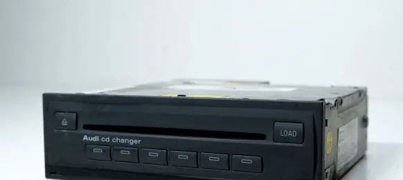 Audi A6 S6 C6 4F CD/DVD changer 4E0035111