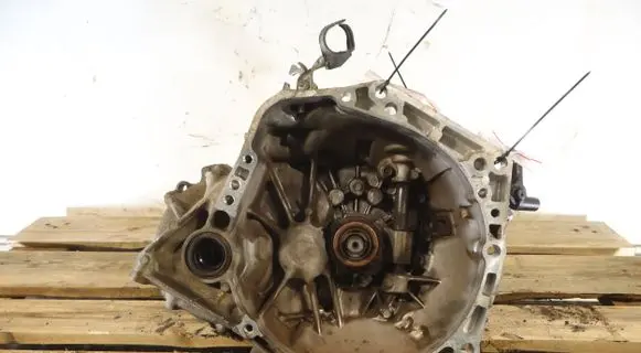Toyota Aygo AB40 Manual 5 speed gearbox 20TT58