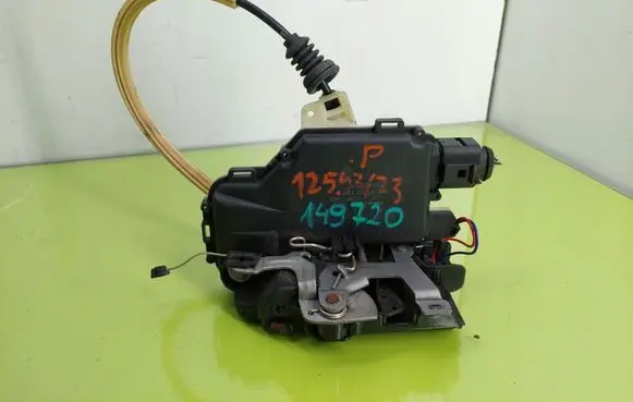 Seat Leon (1M) Front door lock C3B1837015Q