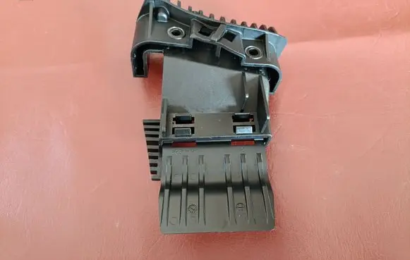 BMW 4 F32 F33 Seat belt adjustment rail 7383171 52107383171
