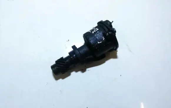 Volkswagen Golf II Vacuum pump 065145207