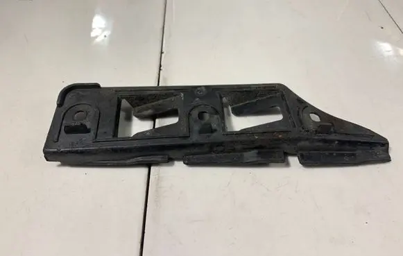 Volkswagen Golf V Front bumper mounting bracket 1K0807183