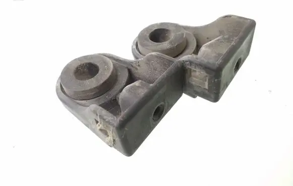 Radiator mount bracket