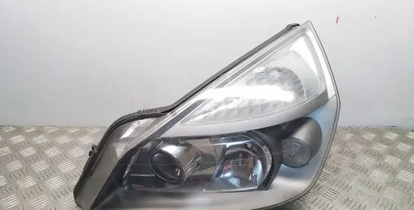 Citroen C5 Headlight/headlamp 5DV00829000 15565900