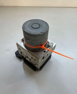 BMW 5 F10 F11 ABS Pump 6853403 6853400 6858955