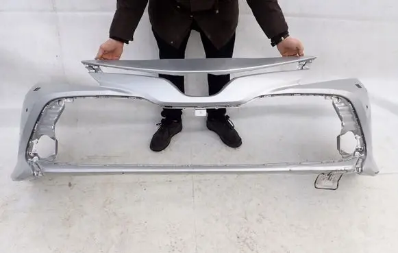 Toyota Camry VIII XV70 Front bumper 5211933A50LE