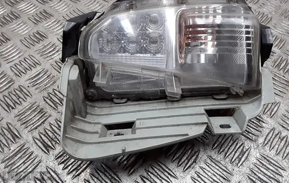 Toyota Prius (XW30) LED Daytime headlight KOITO4754