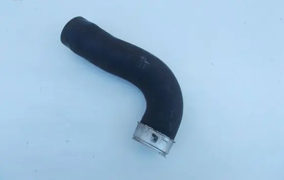 Volkswagen PASSAT B6 Intercooler hose/pipe 3C0145832M