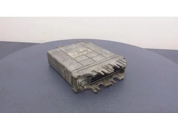 Volkswagen Golf III Engine control unit/module ECU 028906021BF