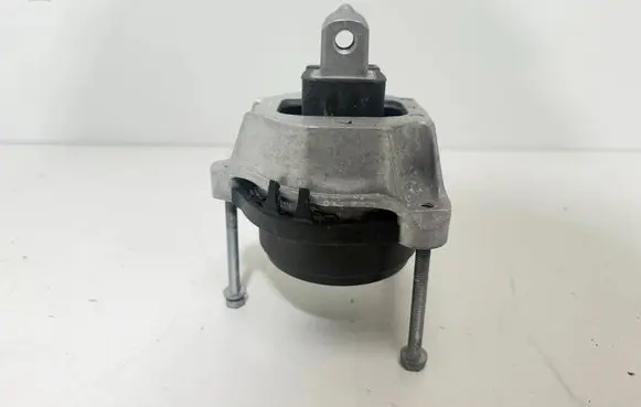 BMW Z4 g29 Engine mount bracket 6860466