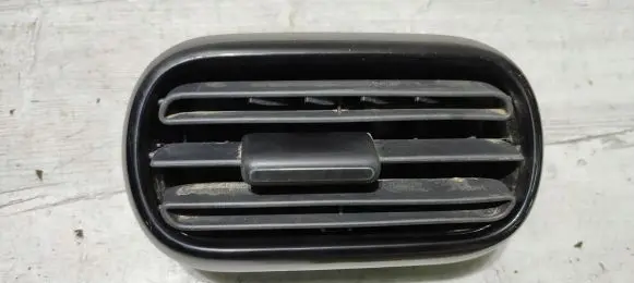Citroen C4 Cactus Dashboard side air vent grill/cover trim 9800167677