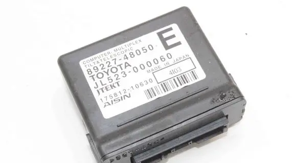 Lexus NX Steering rack control module 8922748050