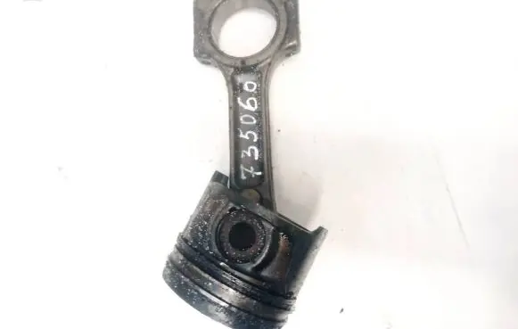 Piston with connecting rod