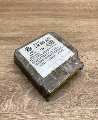 Audi A3 S3 8L Airbag control unit/module 1J0909601A