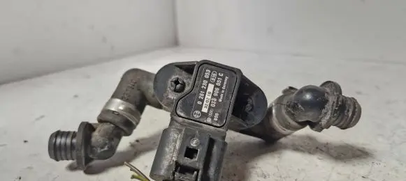 Volkswagen PASSAT B5.5 Air pressure sensor 8d0611850 0261230053