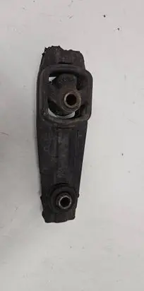 Peugeot 207 Engine mount bracket 9681675280