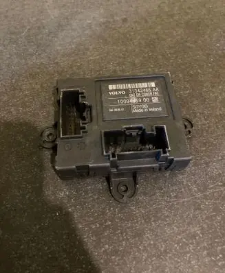 Volvo XC60 Door control unit/module 31343465AA 1009405900