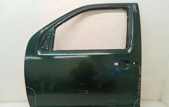 Nissan Navara Door (2 Door Coupe) H01015X0MB