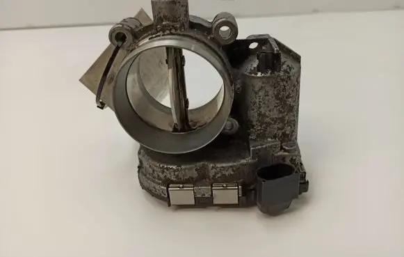 Mercedes-Benz E W211 Electric throttle body valve A6460900370 0280750230