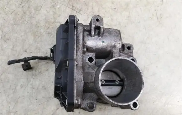 Renault Thalia II Throttle body valve 8200568712C
